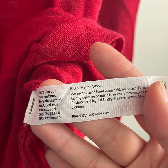 NWT Eileen Fisher Red Turtleneck Box Top sweater size small , 100% merino wool - Picture 2 of 4